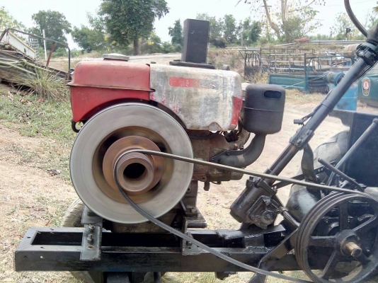 รถไถนั่งขับพร้อมใช้งานเครื่อง Ta 14 แรง ขับมันๆ รถไถนั่งขับพร้อมใช้งานเครื่อง Ta 14 แรง ขับมันๆ