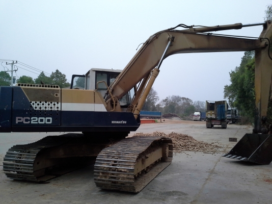 ขาย ไม่ค่อยได้ใช้ PC200-5 komatsu