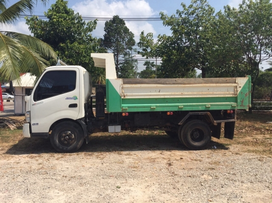 ขายรถ6ล้อดั้มพ์ HINO MNKUCL2H เครื่อง150แรงม้าปี57 วิ่ง34,776กิโล เดิมๆสนใจโทร 081-970-1072 ขายรถ6ล้อดั้มพ์ HINO MNKUCL2H เครื่อง150แรงม้าปี57 วิ่ง34,776กิโล เดิมๆสนใจโทร 081-970-1072