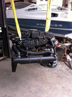 เครื่องเรือ มอคุยเซอร์