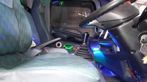 หกล้อ ฮีโน่ ซีรี่500 FC9J145ปี52ช่วงยาว5.50ม สภาพนางฟ้าสวยจัด ทะเบียนพร้อมโอน ราคา 960,000บ. แถมเครืองเสียงชุดใหญ่ ราคาแสนกว่าๆ ไห้เลย ครับๆ หกล้อ ฮีโน่ ซีรี่500 FC9J145ปี52ช่วงยาว5.50ม สภาพนางฟ้าสวยจัด ทะเบียนพร้อมโอน ราคา 960,000บ. แถมเครืองเสียงชุดใหญ่ ราคาแสนกว่าๆ ไห้เลย ครับๆ