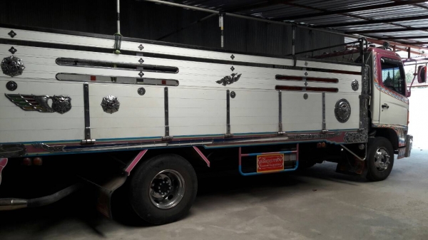 หกล้อ ฮีโน่ ซีรี่500 FC9J145ปี52ช่วงยาว5.50ม สภาพนางฟ้าสวยจัด ทะเบียนพร้อมโอน ราคา 960,000บ. แถมเครืองเสียงชุดใหญ่ ราคาแสนกว่าๆ ไห้เลย ครับๆ หกล้อ ฮีโน่ ซีรี่500 FC9J145ปี52ช่วงยาว5.50ม สภาพนางฟ้าสวยจัด ทะเบียนพร้อมโอน ราคา 960,000บ. แถมเครืองเสียงชุดใหญ่ ราคาแสนกว่าๆ ไห้เลย ครับๆ