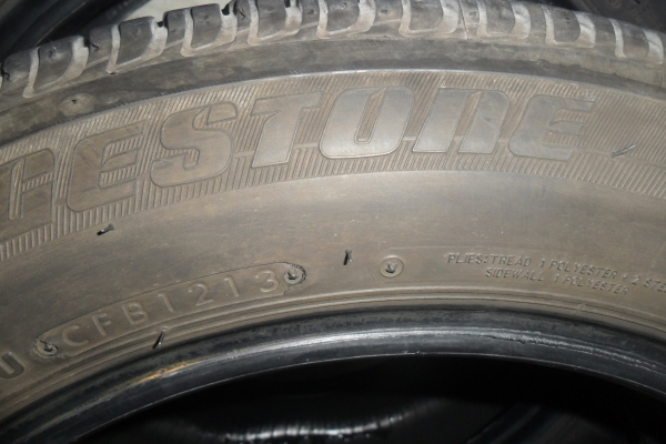 ยาง บริสโตน 175/65R15ปี13 สวยๆ 4 เส้น ราคา 1700 บาท