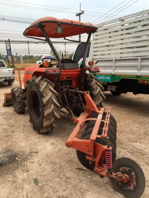 KUBOTA 36แรงปี54 ทำงาน1900ชม เอกสารเล่มทะเบียน อุปกรดันหน้า ผ่าน5