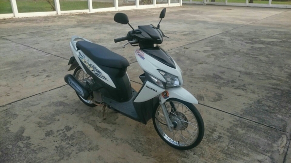 click เครื่องเดิม พร้อมใช้งาน