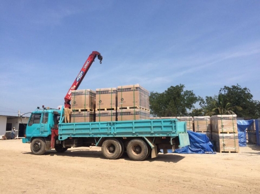 ขายรถสิบล้อมิตซู  1 เพลา ติดเครนunic  5 ตัน 3 ปอก 2 ชัก สภาพดีพร้อมใช้ (เจ้าของขายเอง)