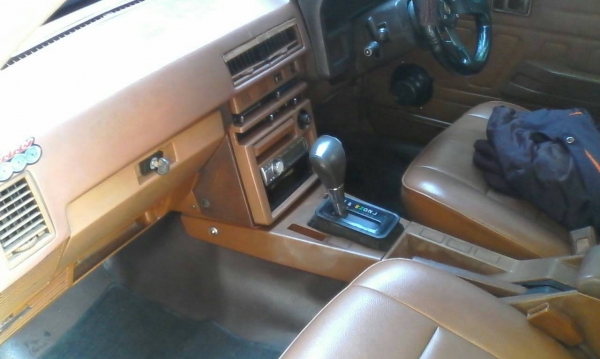 ขาย TOYOTA หน้าแหลม (เจ้าของขายเอง) ขาย TOYOTA หน้าแหลม (เจ้าของขายเอง)