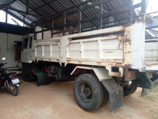 ขายมิตซู ยาง900ดั๊ม  ยาว  4.5 เมตร