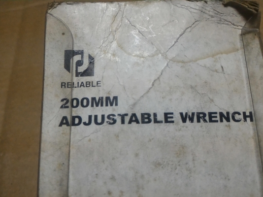 ประแจเลื่อนขนาด 8 นิ้ว RELIABLE ของใหม่เก่าเก็บ เหล็กเนื้อดี ปากกว้างสุด 24 มม.