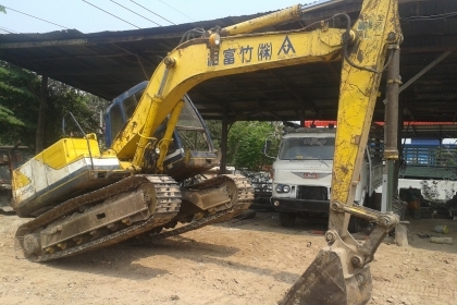 (มาๆๆๆลดสุดๆไปเลย)ขายkobelco sk100 mark 3 เก่านอกพึ่งมาอยู่เมืองไทยได้ 2 ปี ปั้มดี เอวแน่นหนึบไม่มีโยกไม่มีคอน เครื่องดี พร้อมลุยทุกพื้นที่