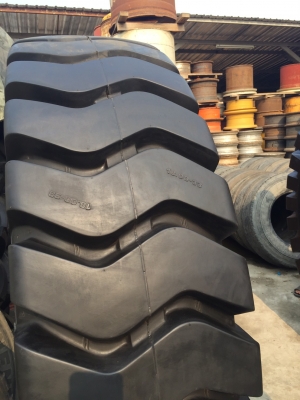ยางใหม่ 1800-33 หนา 32 ชั้นกับ 40 ชั้นก็มีขายนะครับ ยางใหม่ 1800-33 หนา 32 ชั้นกับ 40 ชั้นก็มีขายนะครับ