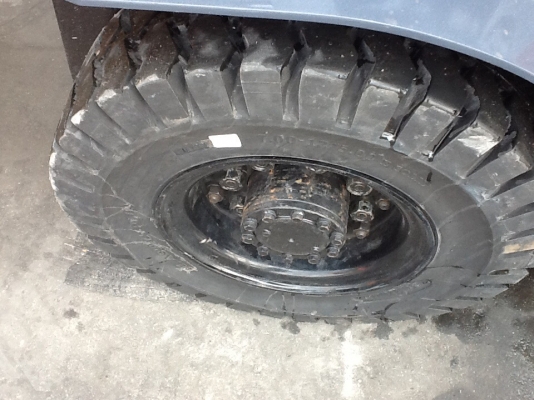 แหล่งรวมรถโฟลค์ลิฟท์งาเทฮิ้งค์ฟอร์คภาคตะวันออกงาเทได้กระดกได้สำหรับตักก้อนยางพาราขี้ยางและยางถ้วย แหล่งรวมรถโฟลค์ลิฟท์งาเทฮิ้งค์ฟอร์คภาคตะวันออกงาเทได้กระดกได้สำหรับตักก้อนยางพาราขี้ยางและยางถ้วย