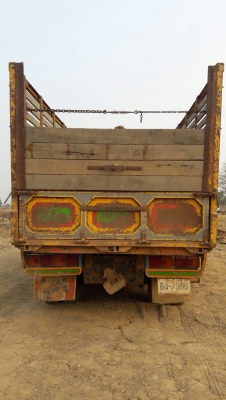 ขายรถบรรทุก Hino sumo 227 เครื่องเดิม 220 แรง เกียร์เดิม ดัมพ์มิเนียม มีระบบลากพ่วง หัวสิงไฮเทคลงเล่มแล้ว ขายรถบรรทุก Hino sumo 227 เครื่องเดิม 220 แรง เกียร์เดิม ดัมพ์มิเนียม มีระบบลากพ่วง หัวสิงไฮเทคลงเล่มแล้ว