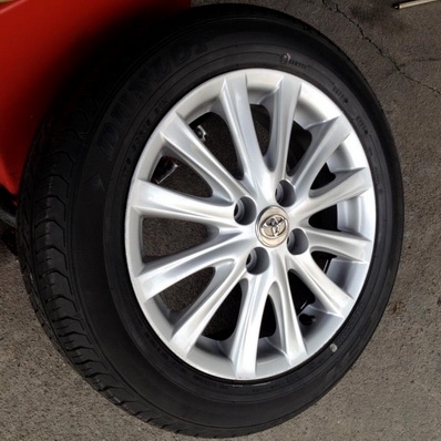 ล้ออะไหล่ 1 วง VIOS 12ก้าน สีบรอนซ์ พร้อมยาง DUNLOP 175 60 15 ปี11-12ดอกเต็ม ตจวส่งได้ครับ