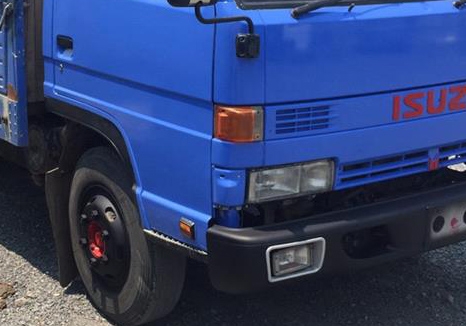 **305,000 บ.ต่อรอง/// 6ล้อ ISUZU NPR-115 ห้างแท้ ปี34 เกียร์สั้น Fหลัง คัสซีสวย หัวใหม่สวย พร้อมใช้งาน **ขาย ISUZU NPR-115 ห้างแท้ เกียร์สั้น 6ล้อบรรทุก สภาพดี ช่วงล่างใหญ่ วิ่งงานใช้งานได้ เล่มทะเบียนครบ ISUZU (NPR) JAANPR59LL 4BD1-115HP กรองดำ เกียร์สั้