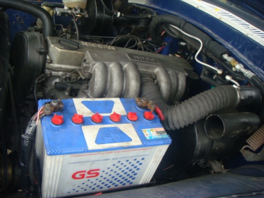 ขายเครื่อง พร้อมเกีย(เกียร์ธรรมดา)  นิสสัน  RD28