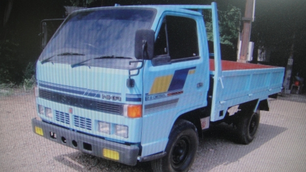 หัว ISUZU NKR หัวบางๆสีใหม่ ขาหน้า-หลัง คันเกียร์พร้อมสาย ของครบยกใส่รถวิ่งได้เลย