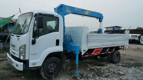 FRR 210ดั้มใหม่ทะเบียนพร้อม 11เดือน เครนท้องวี3ตัน 920000