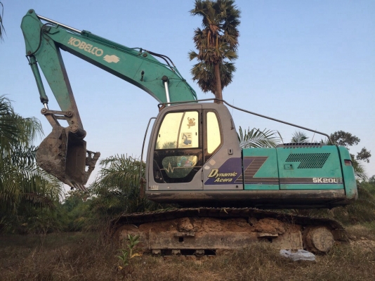 ขายแบคโฮ KOBELCO SK200 YN10 สภาพสวย เล่มทะเบียน สนใจโทร 081-970-1072