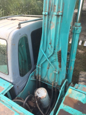 ขายแบคโฮ KOBELCO SK200 YN10 สภาพสวย เล่มทะเบียน สนใจโทร 081-970-1072