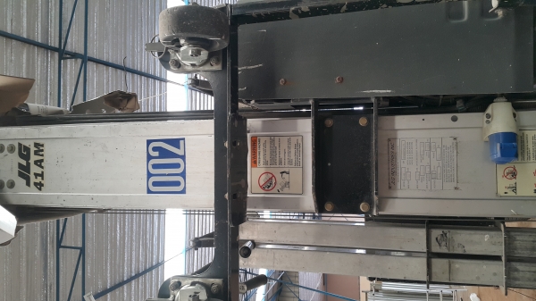 ขาย persinal lift JLG สูง 14 ม.
