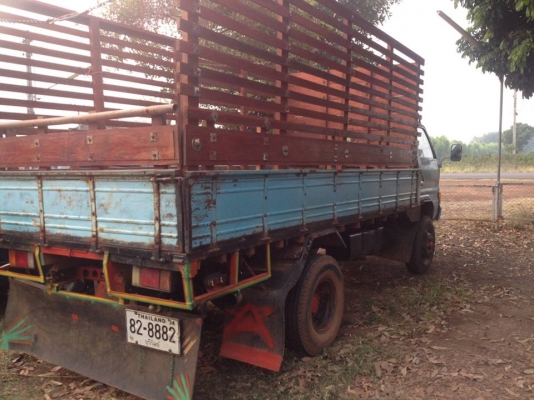 6ล้อบรรทุก ISUZU KS-110 ฝาดำ เกียร์สั้นสาย Fหน้า-หลัง คัสซีดี พ.ธรรมดา กระบะพื้นไม้คอกไม้เกษตร ยาว4.30ม. ยาง8.25/16 พร้อมใช้งาน เล่มฯ ครบ ภาษี1ปี **ขาย ISUZU KS-110 แรง 6ล้อบรรทุก ช่วงล่างใหญ่ พร้อมลุยงาน ISUZU KS 4BE1-110HP ฝาดำ เกี