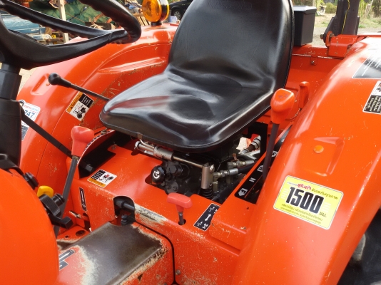 ปัญญาแทรคเตอร์..จัดมาให้ครับ ด่วน!!!คูโบต้า L3608 พร้อมใบมีดคานบน พร้อมผาน6 ตราช้าง22&times;6รถไร่สีเดิมๆ จัดส่ง อ.ลานสัก จ.อุทัยธานี