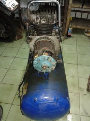 ปั๊มลมเสีย..เผื่อทำอะไหล่ได้ (ไดไหม้)