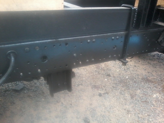 MITSUBISHI  115 เทอร์โบ  พวงมาลัยเพาเวอร์  มีแอร์ กระบะกว้าง 2.10  เมตร  ยาว  4.40  เมตร  ดั้ม  ปี  50  เครื่องดี  ครัชชีสวย  รถพร้อมใช้งาน  เอกสารพร้อม