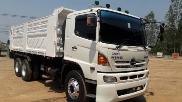 ขาย HINO 344 พ่วงแม่ลูกดั๊ม  กระบะเหล็กสามมิตร รถปี 57 รถวิ่งแสนกว่าโล