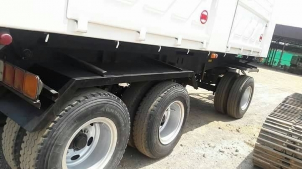 ขาย HINO 344 พ่วงแม่ลูกดั๊ม  กระบะเหล็กสามมิตร รถปี 57 รถวิ่งแสนกว่าโล