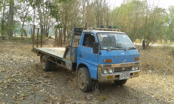 ขายด่วน ยกคู่ครับ Komatsu Pc60-2 รถหกล้อ อีสูสุ 110 แรง ขายด่วน ยกคู่ครับ Komatsu Pc60-2 รถหกล้อ อีสูสุ 110 แรง