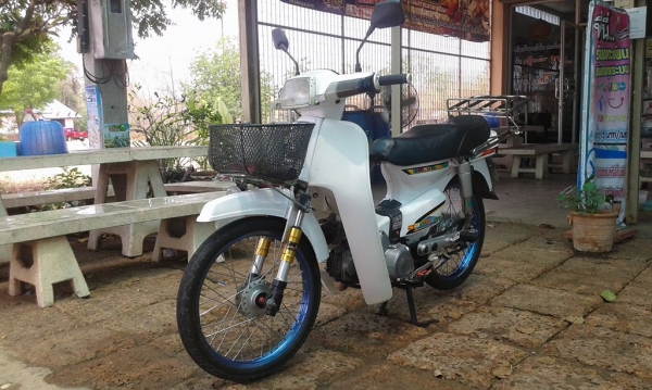 ขาย ดรีมคุรุเครื่องเดิม สตาร์ทได้ 2 ระบบ ไฟหน้า-หลังติด (ไม่ ท.บ. / ออกใบซื้อขายให้จากทางร้าน) ((((( 8,900 บาท ))))) ขาย ดรีมคุรุเครื่องเดิม สตาร์ทได้ 2 ระบบ ไฟหน้า-หลังติด (ไม่ ท.บ. / ออกใบซื้อขายให้จากทางร้าน) ((((( 8,900 บาท )))))