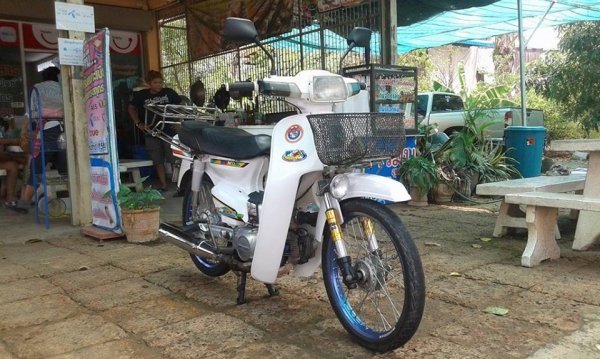 ขาย ดรีมคุรุเครื่องเดิม สตาร์ทได้ 2 ระบบ ไฟหน้า-หลังติด (ไม่ ท.บ. / ออกใบซื้อขายให้จากทางร้าน) ((((( 8,900 บาท ))))) ขาย ดรีมคุรุเครื่องเดิม สตาร์ทได้ 2 ระบบ ไฟหน้า-หลังติด (ไม่ ท.บ. / ออกใบซื้อขายให้จากทางร้าน) ((((( 8,900 บาท )))))