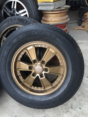 ขายแม๊ก พร้อมยาง ขอบ 17/265/65