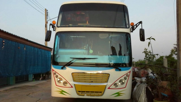 ขายรถบัสแอร์ชั้นครึ่งทรงมังกร ถุงลม เครื่อง DAEWOO ช่วงล่าง ISUZU ทั้งคัน คานหน้า-คานท้าย ISUZU แอร์ไฟฟ้า ยางเรเดียล ล้อแม็กซ์ เครื่องเสียงพร้อม สภาพพร้อมใช้งาน ราคา 600,000 บาท ต่อรองได้ สนใจติดต่อ คุณเสน่ห์ โทร 081-2924481 , 085-1988301