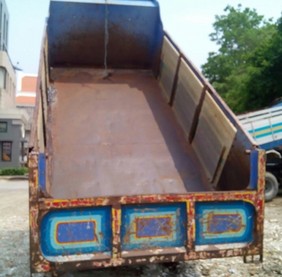 หกล้อ อีซูซุ NPR130ดั้ม 5คิวกะบะมีเนียม สภาพดีสวยพร้อมใช้ ทะเบียนพร้อมโอน