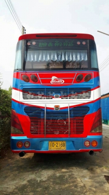 ขายรถบัสแอร์ชั้นครึ่ง ตัวถังต่อใหม่ สองเสา อู่ช่างทูรย์บ้านโป่ง ถุงลมเขาควาย MITSU ทั้งคัน เครื่อง MITSU คานหน้า-คานท้าย MITSU ช่วงล่าง MITSU ฝ้าภายในจิ๊กซอ VIP แอร์บูสตาร์ ระบบเหมือนแปดล้อ ยางเรเดียลใหม่หมด 6 เส้น  กระทะโครเมียมทั้งคัน เครื่องเสีย