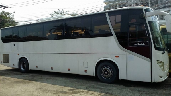 *** ลดพิเศษ 605,000 ***รถโค้ชgoldendragon (sunlong) 30-0373 ขนาด12เมตร แอร์ไฟฟ้าหนาวๆ เครื่อง280hps turbo ngv ราคาต่อลองได้