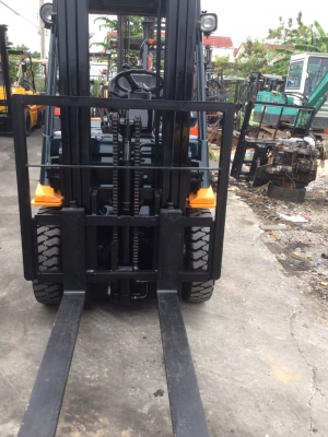 โฟล์คลิฟ Toyota รุ่น7 ดีเซล โฟล์คลิฟ Toyota รุ่น7 ดีเซล