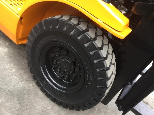 โฟล์คลิฟ Toyota รุ่น7 ดีเซล โฟล์คลิฟ Toyota รุ่น7 ดีเซล