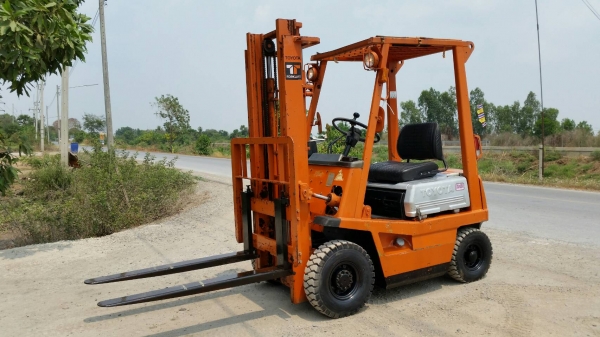 ขายด่วนรถยก TOYOTA 4FGยก1.0ตันเสาสูง3เมตรงายาวมีปลอกรถนอกยังไม่เคยใช้งานในเมืองไทยเลย=รุ่นใหม่ขายถูกๆๆ ขายด่วนรถยก TOYOTA 4FGยก1.0ตันเสาสูง3เมตรงายาวมีปลอกรถนอกยังไม่เคยใช้งานในเมืองไทยเลย=รุ่นใหม่ขายถูกๆๆ