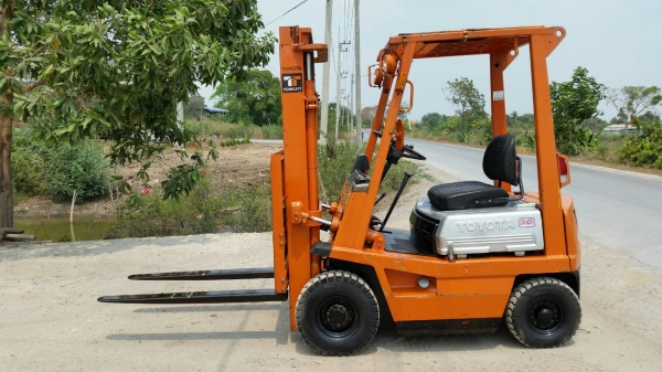 ขายด่วนรถยก TOYOTA 4FGยก1.0ตันเสาสูง3เมตรงายาวมีปลอกรถนอกยังไม่เคยใช้งานในเมืองไทยเลย=รุ่นใหม่ขายถูกๆๆ