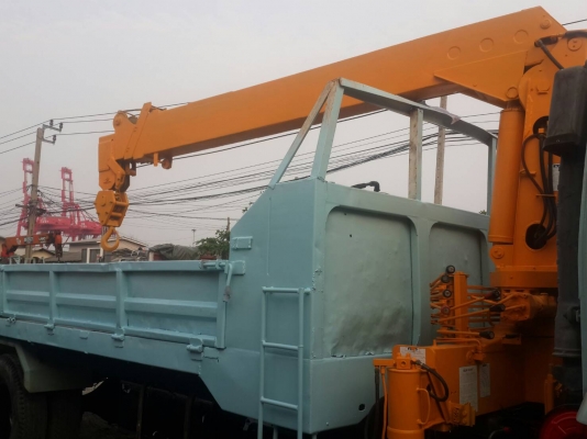 ขายรถบรรทุกติดเครน