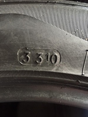 ขายยาง SONNY INGENS AI 215-50-17 ปี10 เหมือนยางใหม่ป้ายแดง ดอกนิ่มๆ ไม่มีปะ คู่ละ 2,000 บาท