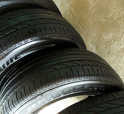 ยางขอบ18 กระบะสูง+SUV  บริดสโตน265-60-R18 ปี14 (4เส้น3,500)