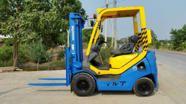 ขายด่วนรถยกKOMATSU FG10-21ยก1ตันรุ่นใหม่ตัวล่าสูดเกียรออโต้ยางใหม่4เส้นเสาสูง3เมตรรถนอกเพิ่งเข้ามายังไม่เคยใช้งานในเมืองไทยเลย