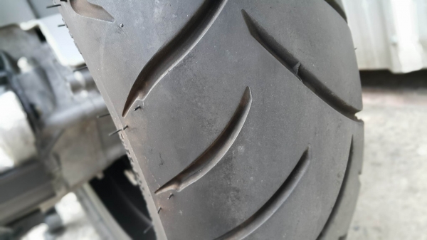 Forza300 2013 พร้อมใช้ 2000 กิโลแท้ ถ่ายของเหลวแล้ว ไม่แพง ต่อรองได้ครับ Forza300 2013 พร้อมใช้ 2000 กิโลแท้ ถ่ายของเหลวแล้ว ไม่แพง ต่อรองได้ครับ