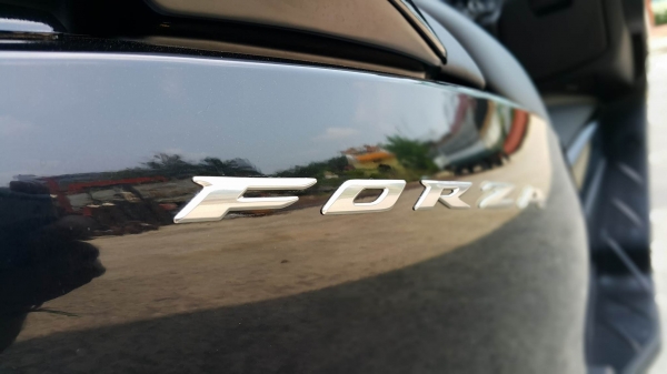 Forza300 2013 พร้อมใช้ 2000 กิโลแท้ ถ่ายของเหลวแล้ว ไม่แพง ต่อรองได้ครับ Forza300 2013 พร้อมใช้ 2000 กิโลแท้ ถ่ายของเหลวแล้ว ไม่แพง ต่อรองได้ครับ