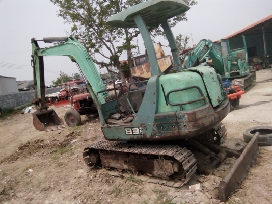 ขายรถแบ็คโฮยันร์ม่าB37 ปั้มนิ่ว คอนโทนสั้น